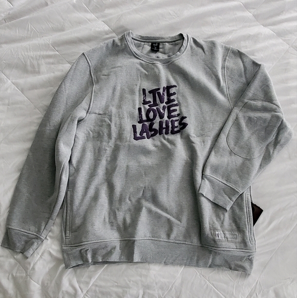 NWOT Younique "Live Love Lashes" Crewneck Sweatshirt with pockets - Picture 1 of 6